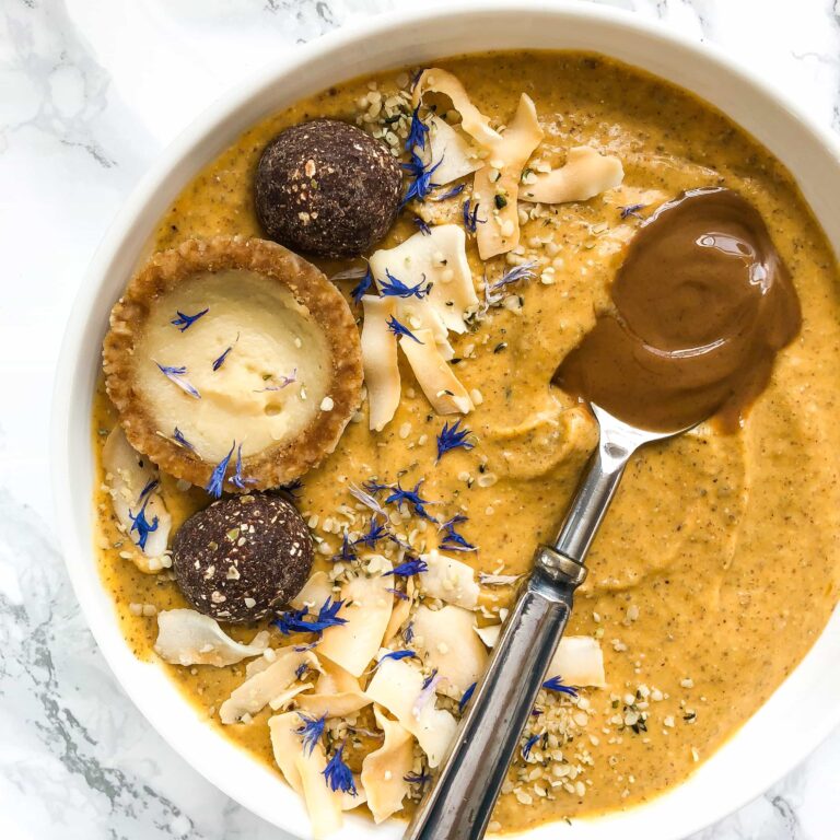 squash smoothie bowl