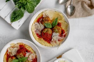 polenta with meatballs