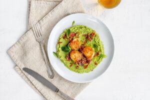 scallops and pea puree