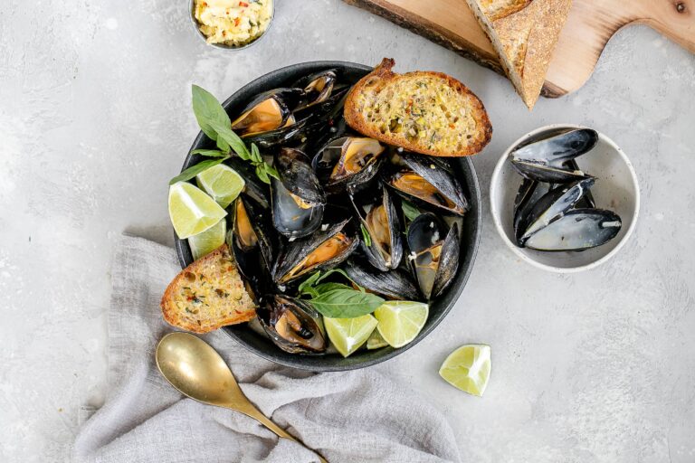 mussels in coconut milk